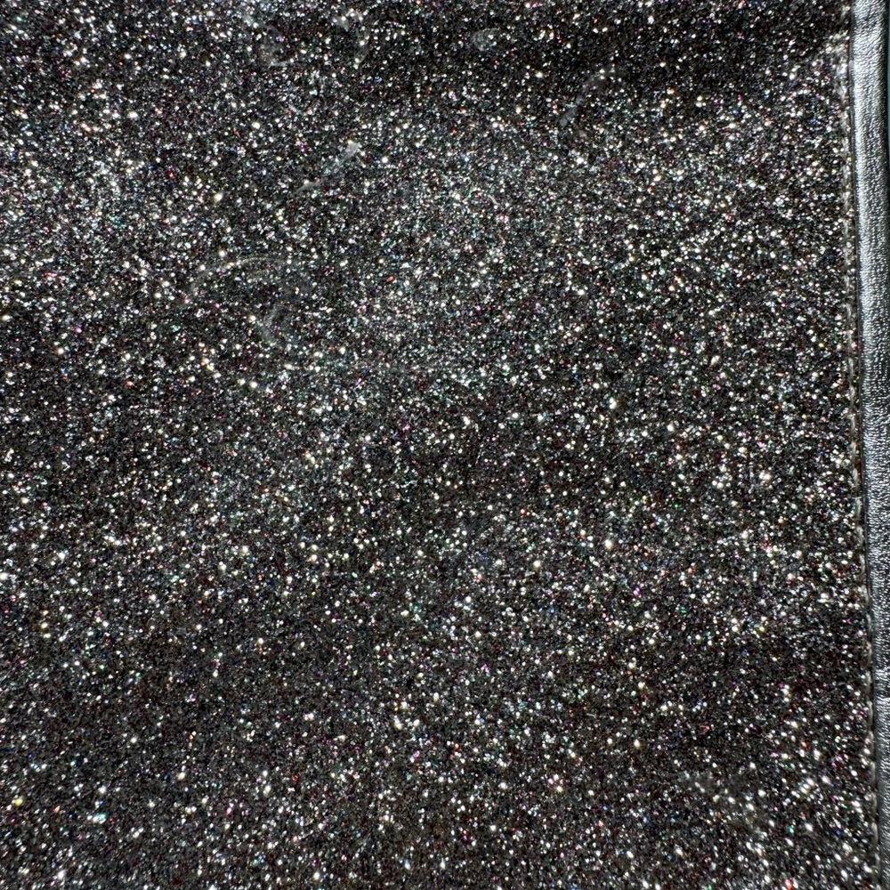 Henri Bendel Flat As A Pancake-Glitter Wristlet (NWT) - Picture 5 of 13